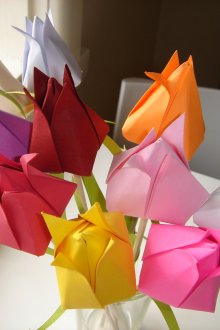 Håndverk 8. mars origamitulipaner