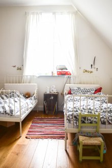 Παιδική διάταξη για δύο ετεροφυλόφιλα παιδιά