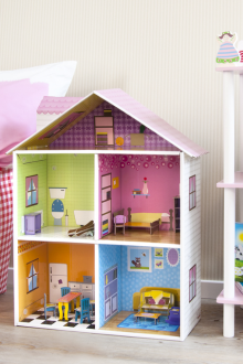 Παιδική διάταξη με σύστημα αποθήκευσης