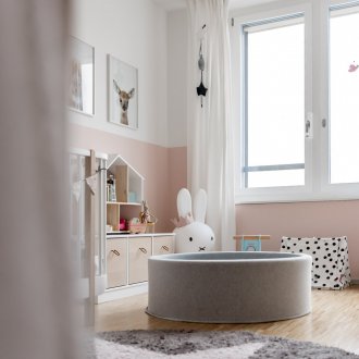 Παιδική διάταξη με αίθουσα παιχνιδιού