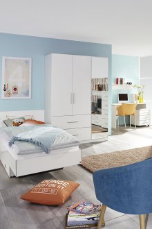 Η διάταξη του παιδικού δωματίου είναι ευρύχωρη