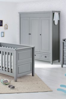 Η διάταξη του παιδικού δωματίου είναι γκρίζα