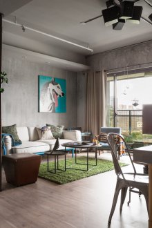 Διαμέρισμα 2 δωματίων με διαμέρισμα σοφίτας