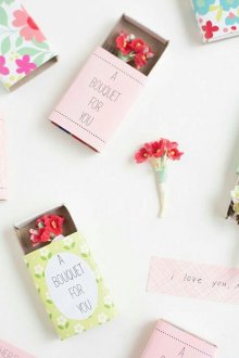 DIY gaver til 8. mars blomster