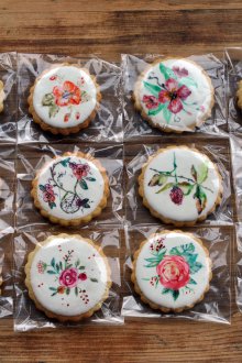 Gave til 8. mars gjør-det-selv-pepperkakekake.