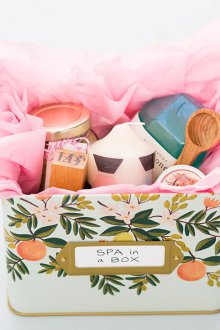 Parfyme DIY-gave til 8. mars