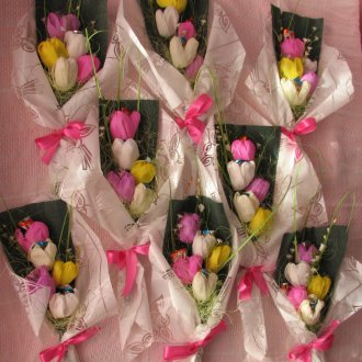 Gave til 8. mars gjør-det-selv-bukett med søtsaker