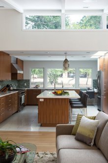 Σχεδιασμός σαλόνι κουζίνα με θέση