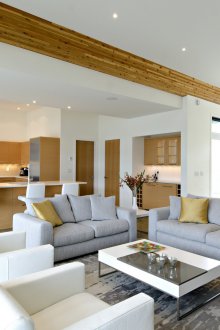 Ξύλινο σχεδιασμό κουζίνας σαλόνι