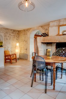 Μεσογειακό σχεδιασμό κουζίνας σαλόνι