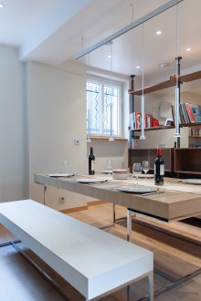 Σχεδιασμός κουζίνας καθιστικού με ράφι