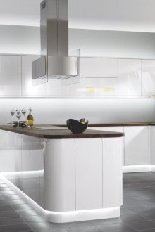 Πλακάκια στο πάτωμα της κουζίνας