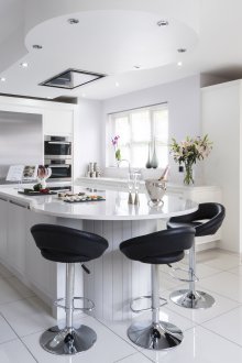 Πλακάκια στο πάτωμα της κουζίνας