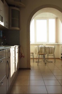 Ανακατασκευή της κουζίνας με αψίδα