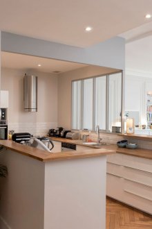 Αναδιαμόρφωση κουζίνας με πάνελ