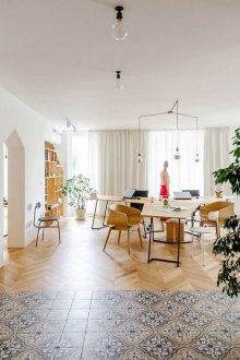 Εργασία στο σαλόνι