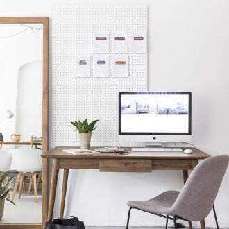 Όμορφος χώρος εργασίας στο σπίτι