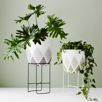 Μεταλλική βάση