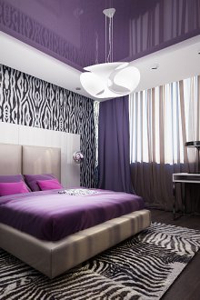 Ο συνδυασμός μοβ, μαύρο και άσπρο στο υπνοδωμάτιο