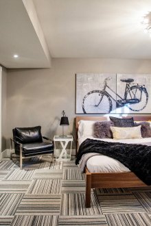 Εικόνα ενός ποδηλάτου στην κρεβατοκάμαρα