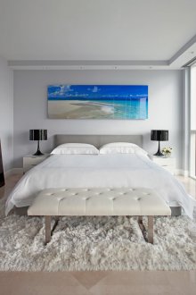 Φωτογραφία της παραλίας πάνω από το κρεβάτι