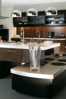 Λαμπτήρες υψηλής τεχνολογίας στη κουζίνα