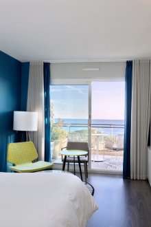 Λευκό και μπλε υπνοδωμάτιο υπνοδωμάτιο στυλ