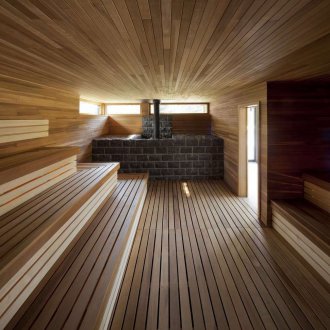 Ευρύχωρο ατμόλουτρο