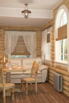 Εσωτερικό του ένα φωτεινό ντουλάπι με ένα samovar