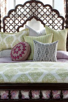 Διακοσμητικά μαξιλάρια για να διακοσμήσετε το ανατολικό εσωτερικό