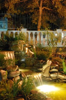 Κήπος φωτισμού κρήνη