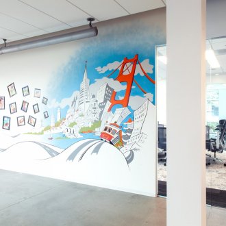 Φωτεινή εικόνα στον τοίχο στο εσωτερικό