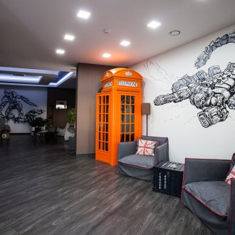 Ο Σκορπιός σχεδιάζει εσωτερικά