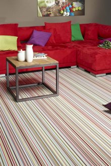 Ασυνήθιστο λινέλαιο με έντονες λωρίδες