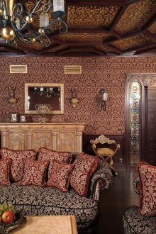 Ανώτατη οροφή στο ανατολικό σαλόνι