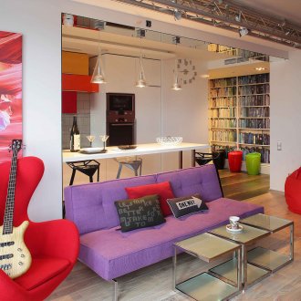 Συνδυασμένη ζωντανή κουζίνα και σαλόνι σύντηξης