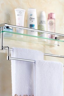 Ράφι μπάνιου με λαβή για πετσέτες