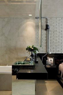 Συνδυασμένο μπάνιο και υπνοδωμάτιο βιομηχανικού στιλ