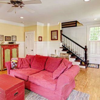 Ροζ χρώμα στο σαλόνι