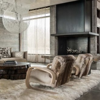 Art Nouveau καθιστικό με ξύλινο διακοσμητικό τοίχο