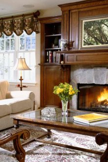 Πέτρα και ξύλο στο σαλόνι