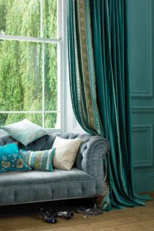 Κλασικό σαλόνι σε τυρκουάζ χρώματα