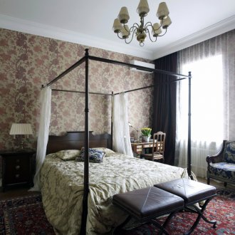 Μικρό βικτοριανό υπνοδωμάτιο